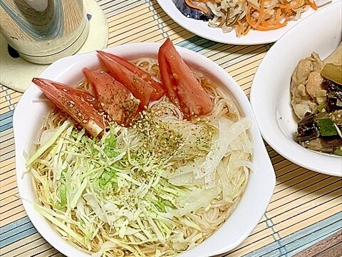 刻んでおけば乗せるだけ　野菜も食べようおそうめん